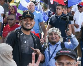 Caminata: Con Darío y Sandino somos Grandes! Más Grandes!