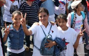 Caminata: Con Darío y Sandino somos Grandes! Más Grandes!