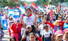Caminata: Con Darío y Sandino somos Grandes! Más Grandes!