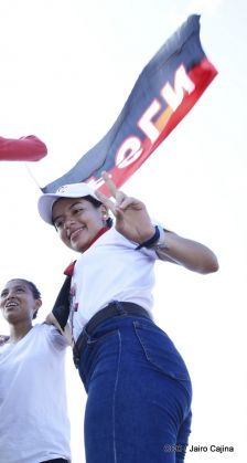 Caminata ¡Mujeres por la Vida! ¡Aquí Nos Ilumina un Sol que No Declina!