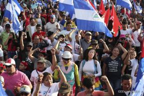 “Nicaragua Te Soñamos Grande”… “Mujeres por la Vida!”