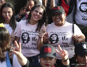 “Nicaragua Te Soñamos Grande”… “Mujeres por la Vida!”