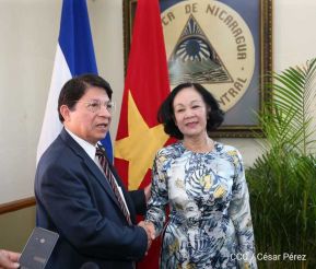 Visita de la Delegación de alto nivel de Vietnam