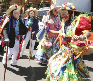 Católicos se desbordan en cierre de fiestas de San Sebastián