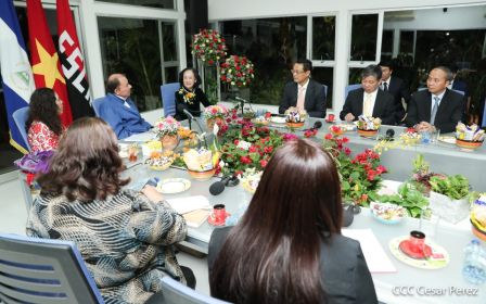 Hermandad y compañerismo en reunión del presidente Daniel  Ortega y vicepresidenta Rosario Murillo con delegación de alto nivel de Vietnam