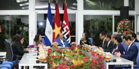 Hermandad y compañerismo en reunión del presidente Daniel  Ortega y vicepresidenta Rosario Murillo con delegación de alto nivel de Vietnam