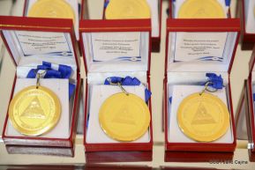 Presidente Daniel Ortega entregó la Orden de la Independencia Cultural Rubén Darío y medallas de Excelencia al mérito