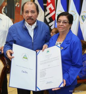 Presidente Daniel Ortega entregó la Orden de la Independencia Cultural Rubén Darío y medallas de Excelencia al mérito