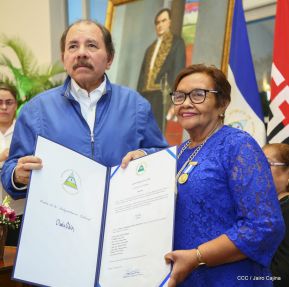 Presidente Daniel Ortega entregó la Orden de la Independencia Cultural Rubén Darío y medallas de Excelencia al mérito