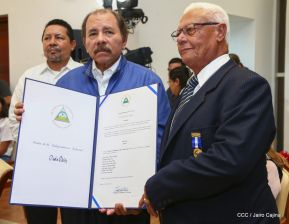 Presidente Daniel Ortega entregó la Orden de la Independencia Cultural Rubén Darío y medallas de Excelencia al mérito