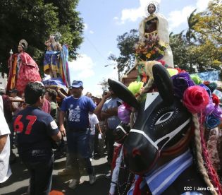 Católicos se desbordan en cierre de fiestas de San Sebastián
