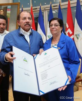 Presidente Daniel Ortega entregó la Orden de la Independencia Cultural Rubén Darío y medallas de Excelencia al mérito
