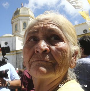 Católicos se desbordan en cierre de fiestas de San Sebastián