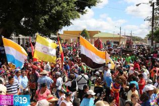 Católicos se desbordan en cierre de fiestas de San Sebastián