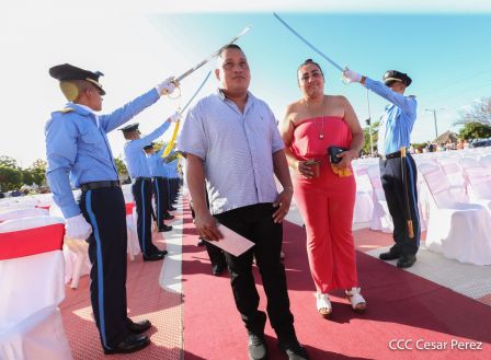 400 parejas se juran amor y respeto en Bodas Ya