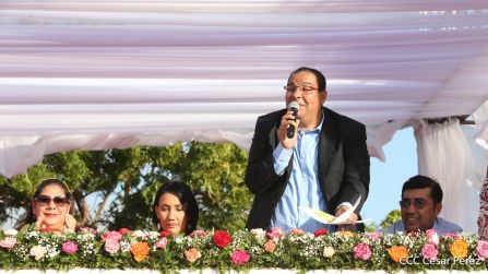 400 parejas se juran amor y respeto en Bodas Ya