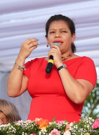 400 parejas se juran amor y respeto en Bodas Ya