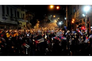 Daniel y Rosario participaron en Marcha de las Antorchas en Cuba