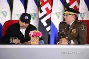 Toma de posesión del cargo de Comandante en Jefe del Ejército de Nicaragua