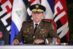 Toma de posesión del cargo de Comandante en Jefe del Ejército de Nicaragua