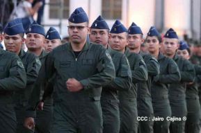 Toma de posesión del cargo de Comandante en Jefe del Ejército de Nicaragua