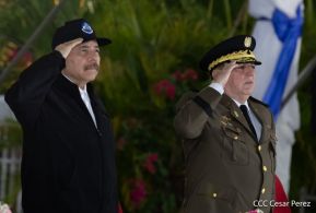 Toma de posesión del cargo de Comandante en Jefe del Ejército de Nicaragua