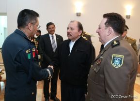Toma de posesión del cargo de Comandante en Jefe del Ejército de Nicaragua