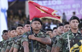 Toma de posesión del cargo de Comandante en Jefe del Ejército de Nicaragua