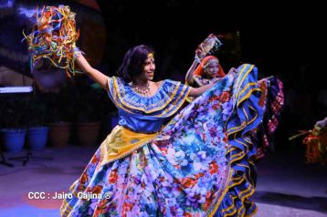 Desborde de Amor en  homenaje a los héroes y mártires de Los Sabogales