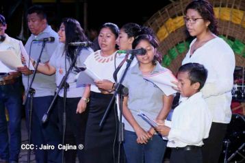 Desborde de Amor en  homenaje a los héroes y mártires de Los Sabogales