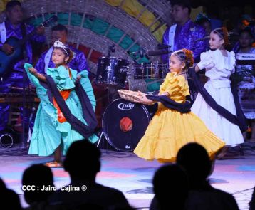 Desborde de Amor en  homenaje a los héroes y mártires de Los Sabogales
