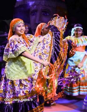 Desborde de Amor en  homenaje a los héroes y mártires de Los Sabogales