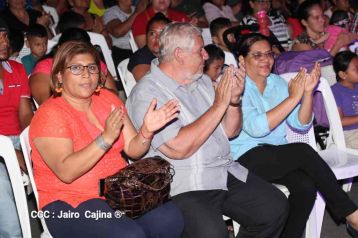 Desborde de Amor en  homenaje a los héroes y mártires de Los Sabogales