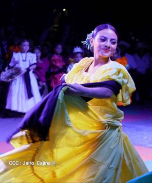 Desborde de Amor en  homenaje a los héroes y mártires de Los Sabogales