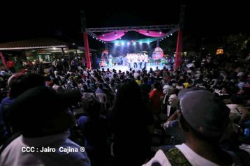 Desborde de Amor en  homenaje a los héroes y mártires de Los Sabogales