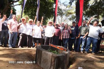 Desborde de Amor en  homenaje a los héroes y mártires de Los Sabogales