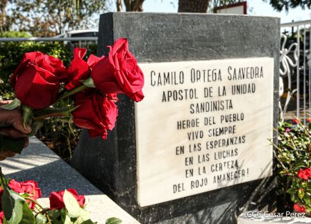 Desborde de Amor en  homenaje a los héroes y mártires de Los Sabogales