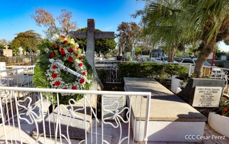 Desborde de Amor en  homenaje a los héroes y mártires de Los Sabogales