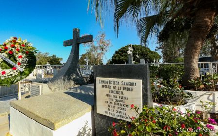 Desborde de Amor en  homenaje a los héroes y mártires de Los Sabogales