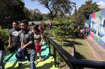 Desborde de Amor en  homenaje a los héroes y mártires de Los Sabogales