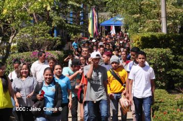 Desborde de Amor en  homenaje a los héroes y mártires de Los Sabogales