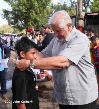 Desborde de Amor en  homenaje a los héroes y mártires de Los Sabogales