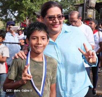 Desborde de Amor en  homenaje a los héroes y mártires de Los Sabogales