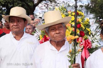 Desborde de Amor en  homenaje a los héroes y mártires de Los Sabogales