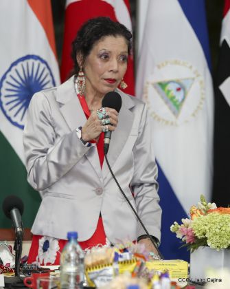  Cinco nuevos embajadores concurrentes presentan cartas credenciales