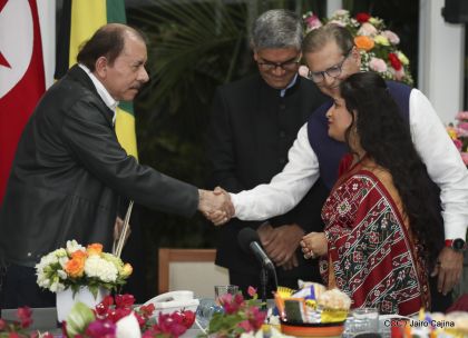  Cinco nuevos embajadores concurrentes presentan cartas credenciales