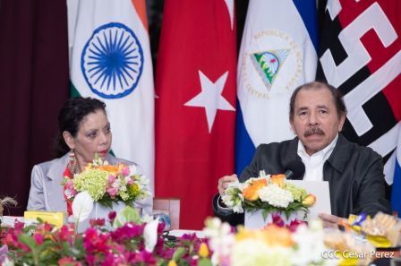  Cinco nuevos embajadores concurrentes presentan cartas credenciales