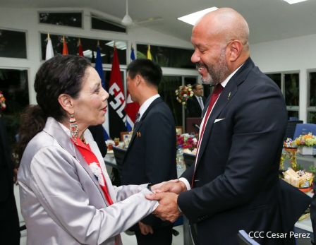  Cinco nuevos embajadores concurrentes presentan cartas credenciales