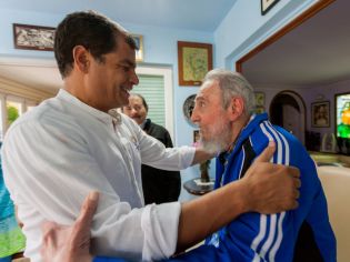 Daniel y Rosario sostienen fraternal encuentro con Fidel en Cuba