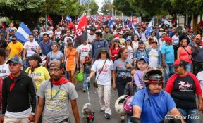  Caminata "¡Mujeres Valientes, Mujeres Victoriosas!"